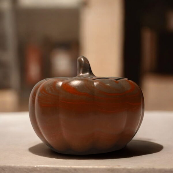 0412c24bfb3354f5923ee7eff1721dc1.jpg Świeca sojowa zapachowa w gipsowej dyni