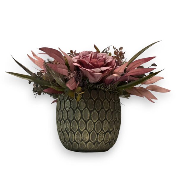 Kwiatek w ciemnej doniczce