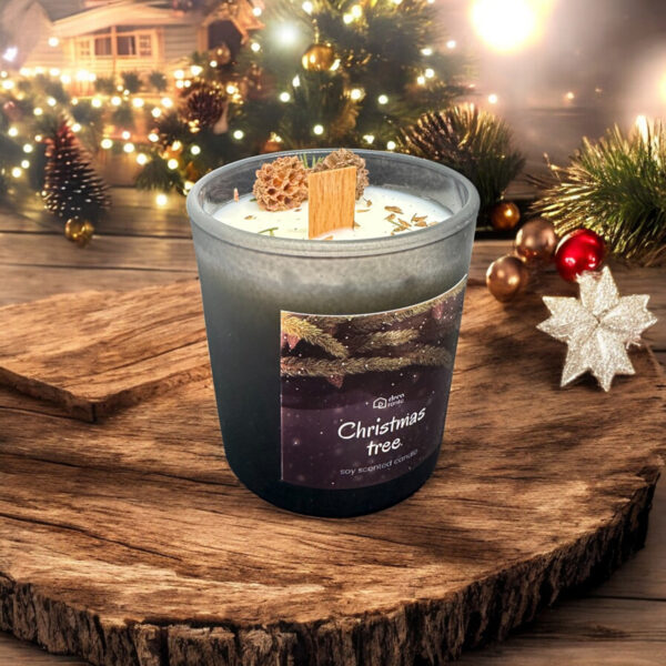Świeca sojowa zapachowa CHRISTMAS TREE w szklanym pojemniku 190 ml