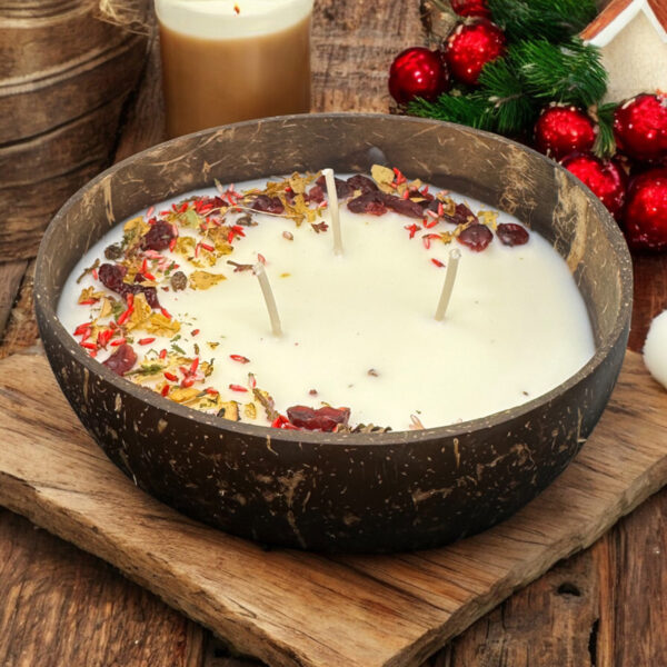 swieca-w-kokosie-zurawina-4.jpg Świeca sojowa w kokosie zapachowa ŻURAWINA