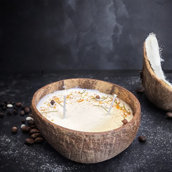 Świeca sojowa zapachowa w kokosie POMARAŃCZA