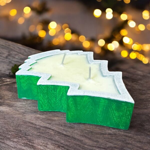 76edf9847c64996bb33787f04e7cf1f2.jpg Świeca sojowa dekoracyjna zapachowa CHRISTMAS TREE w gipsowej choince